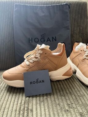 Hogan Beige and Cream Chunky Leather Sneakers